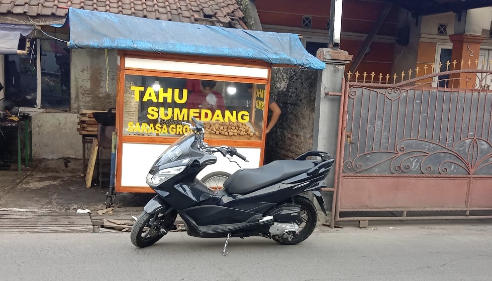 Tahu Sumedang Permata Biru â Jastip Permata Biru Cileunyi